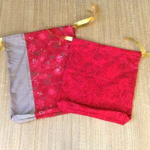 【入園準備】クリスマスカラーラッピング巾着袋大小2枚セット /在庫1/35x36 36x45 /クリスマス プレゼント お祝い  おもてなし ランチ お茶会  お誕生日 お祝い  バッグインバッグ