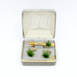カナディアン アクセサリー ネクタイピン カフス 【 翡翠 金メッキ 】 カナダ 旅行 の お土産 にどうぞ カナダ翡翠 セットカエデ形2