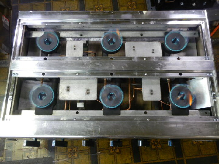 楽天市場】【中古】(代引不可)2019年製 オザキ LPガス 卓上 6口 コンロ 