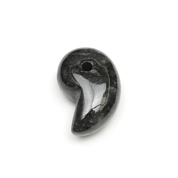 楽天市場】ビルマ産 黒翡翠 勾玉 20mm【1コ販売】▽ 本翡翠 ひすい 