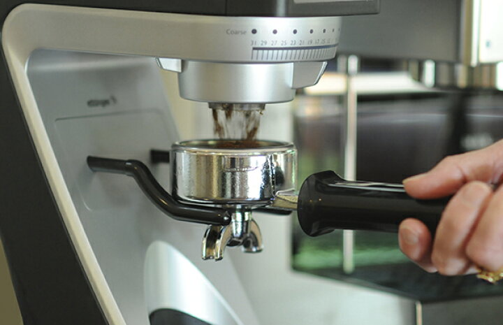 楽天市場】【ｴﾝﾄﾘｰP2倍】 コーヒーグラインダー コーヒーミル 電動  