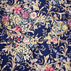 【即納】生地 柄 花柄サテン生地 (116cm巾x50cm単位) 生地 布 手芸 生地 花柄 おしゃれ パーテーション 総柄 プリント生地 クロス マルチカバー インテリア生地 衣装生地 GK201149 kn