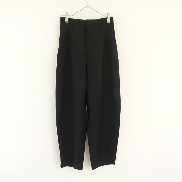 美品ロエフLOEFF ウールタックパンツ - カジュアルパンツ 