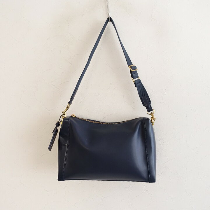 楽天市場】チャールズアンドキース CHARLES & KEITH ショルダーバッグ  