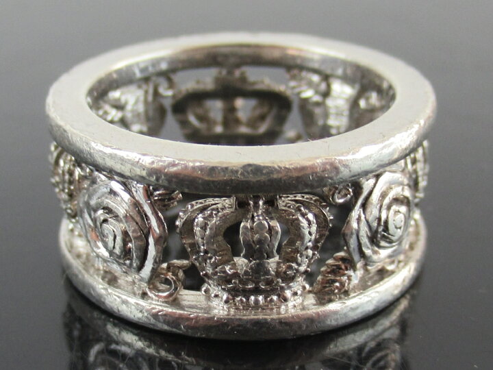 楽天市場 中古 正規品 Justin Davis ジャスティン デイビス 指輪 リング 王冠 バラ 薔薇 モチーフ スターリングシルバー925 10号 ゴシック 送料無料 株式会社ｅ バリュー