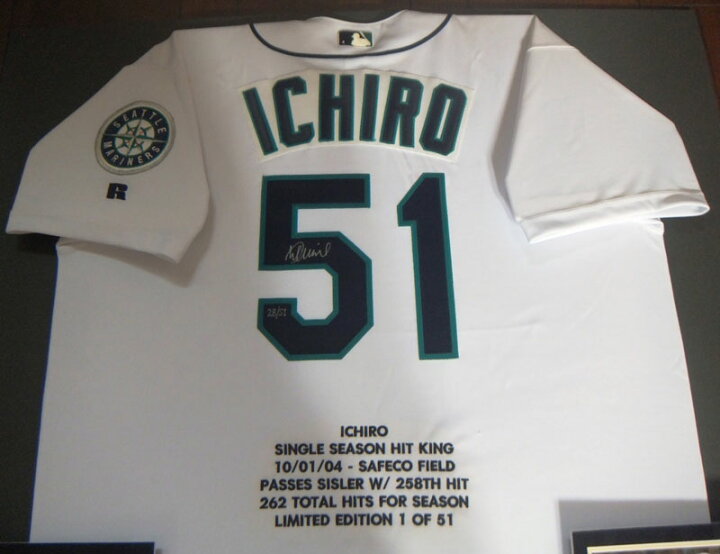 楽天市場】イチロー直筆サイン入り シーズン最多安打記録書込入り記念  