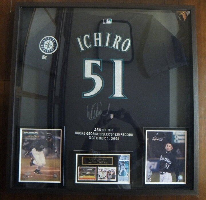 楽天市場】イチロー直筆サイン入り シーズン最多安打(258hit)記録入り 