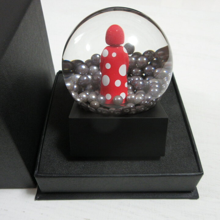 楽天市場】【新品/送料無料】草間彌生 (KUSAMA YAYOI) スノードーム 