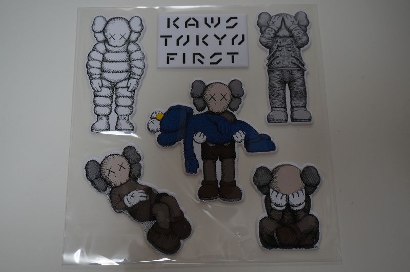 品質保証 FIRST TOKYO KAWS パズル 3個セット 1000ピース イルカ 