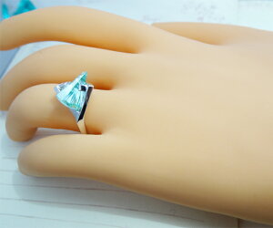リング指輪K18WG18金グリーンスピネルアメリカブランドストレルマンズStrellman's