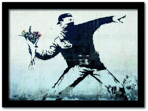 �o���N�V�[ Banksy �C���e���A�A�[�g Fower bomber �ԑ��𓊂���j VS-1001BK-A3 �t���[���J���[�F�u���b�N �T�C�Y�FA3 �X�� �J�t�F ���E���W ���r�[ �z�e�� �@�l kar-10054175s5 �A�[�g�p�l�� �A�[�g�{�[
