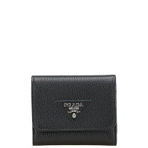 楽天市場】prada 二つ折り 財布 三角ロゴの通販
