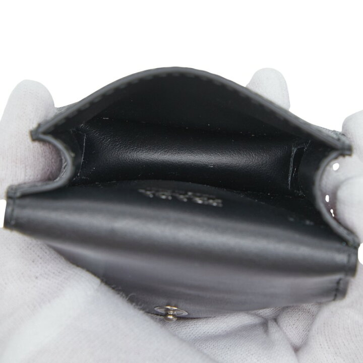 PRADA（プラダ） 極 美品 希少品 三角ロゴ 金具 プレート テスート 