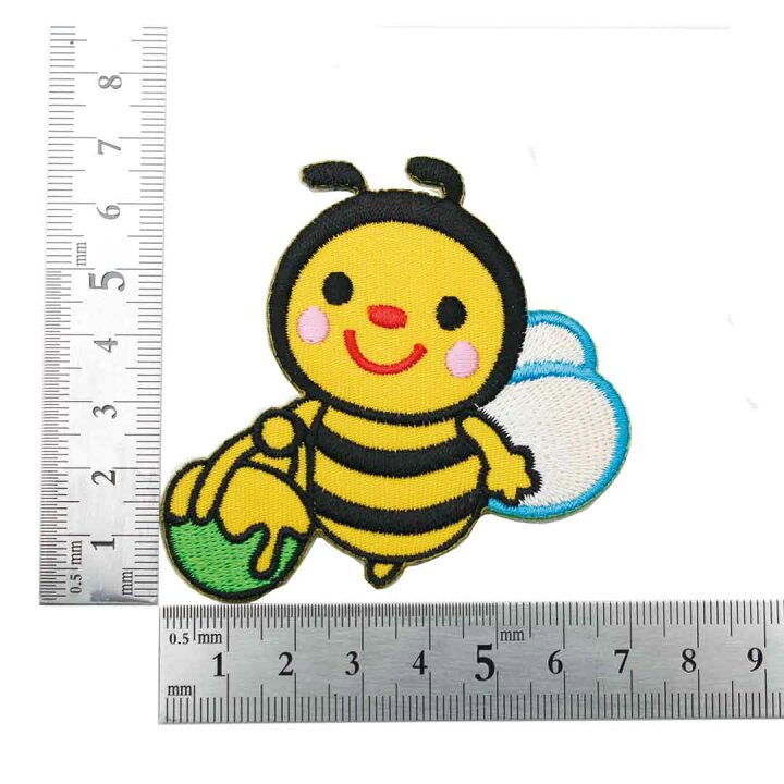 楽天市場 アパレルスタッフセレクト ワッペン アイロン 蜂 ハチ かわいい ミツバチ キャラクター 中サイズ デザイン アップリケ わっぺん アイロンで簡単貼り付け 1000円以上お買い上げでゆうパケット便送料無料 Global Market