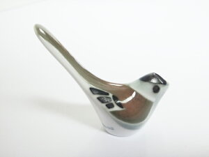 TKfX umhWVNC [Whitethroat ]