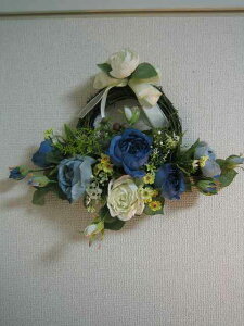 ロマンチック 姫系 リース シルクフラワー ウェルカム 玄関 インテリアフラワー 壁掛け シルクフラワーリース アレンジメントフラワー 薔薇 バラローズハーフリース 大人 カワイイ ラグジ