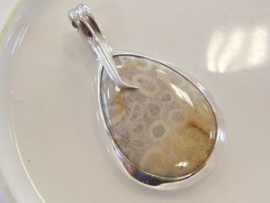 Ẫ}߂yAVFCvtHVR[̃Vo[925y_ggbv VR΃WG[̂X y_g gbv lbNX  Vo[925 v[gɂ߁