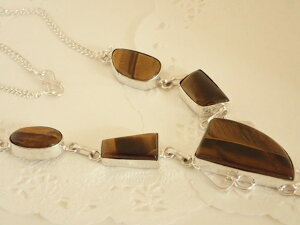 t[tH[ ^CK[AC 5΂̍lbNX VR΃WG[̂X  lbNX y_g v[gɂ߁ nbs[GCg