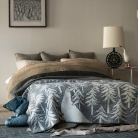 【SALE セール】KLIPPAN ( クリッパン ) | HOUSE IN THE FOREST ( グレー ) | ウール シングルブランケット (130x180cm) ミナ ペルホネン 雑貨 お洒落 かわいい プレゼント ギフト ひざ掛け 可愛い インテリア 大判 誕生日プレゼント 膝掛け 毛布 ふわふわ 北欧