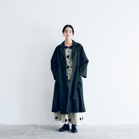 【SALE セール】MAGALI | コットンリネン・アンティークキャンバス・トレンチコート (ブラック) | マガリ アウター ジャケット コート トレンチ シンプル 冬服