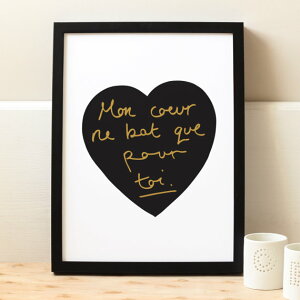 �ySALE �Z�[���z�y���[���֑��������zOLD ENGLISH CO. | FRENCH LOVE HEART PRINT (BLACK AND GOLD/WHITE BACKGROUND) | A4 �A�[�g�v�����g/�|�X�^�[