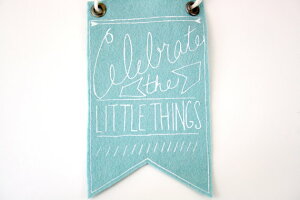 URBAN BIRD & CO. | CELEBRATE THE LITTLE THINGS (light blue) | tFgEoi[