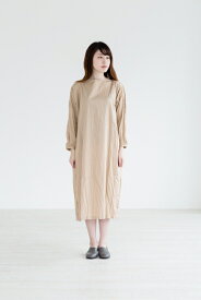 【SALE セール】the last flower of the afternoon | 雨間（あまあい）のlong pull over dress (light beige) | ワンピース【送料無料 ザラストフラワーオブジアフタヌーン シンプル おしゃれ】