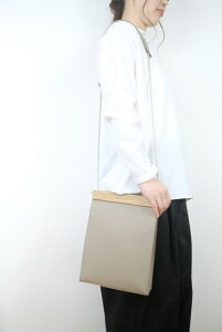 �ySALE �Z�[���zyuruku (�����N) | Clap Wood Square Pouch (gray) | �o�b�O�y�������� �V�����_�[�o�b�O ���Y �V���v�� �������z