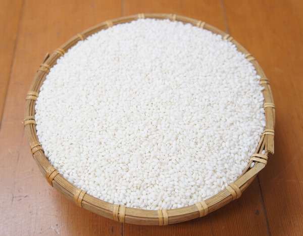 新米 もち米の奨励品種 粒は大きめ光沢 粘りは抜群 もち米 一升 舗 令和２年産米 １.５kg わたぼうし 激安通販ショッピング