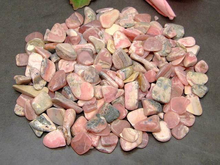 楽天市場】インカローズ 大粒 さざれ 1kg 浄化用 さざれ (5mm～20mm 