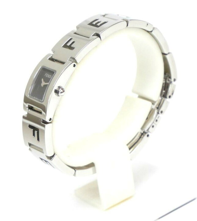 楽天市場】FENDI 腕時計 ｸｵｰﾂ 3150L 黒文字盤 ｽﾃﾝﾚｽｽﾁｰﾙ 【中古  