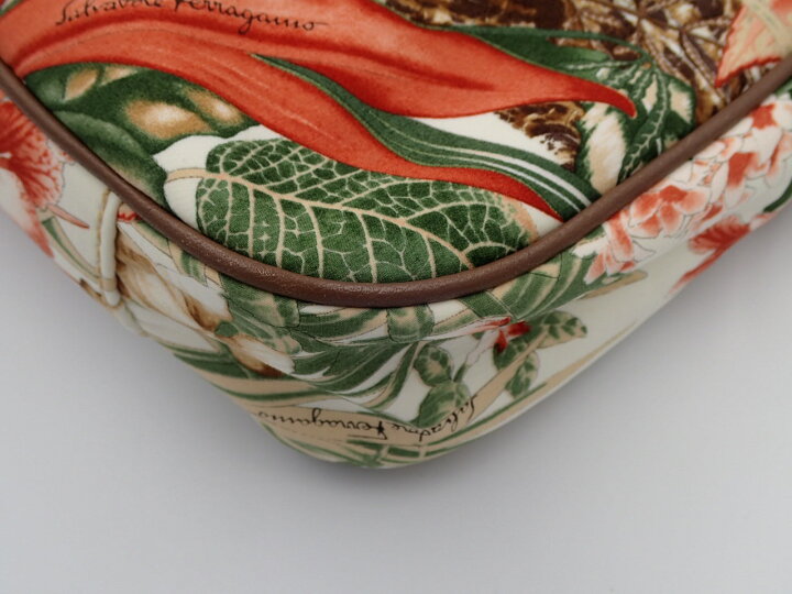楽天市場】【中古】Salvatore Ferragamo サルヴァトーレフェラガモ 