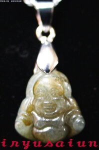 布袋様開運 風水 天然 翡翠手彫り 布袋様ペンダントトップ 新品レディースネックレスメンズネックレスFeng shui Hotei necklace Jade男女兼用 威龍彩雲通販