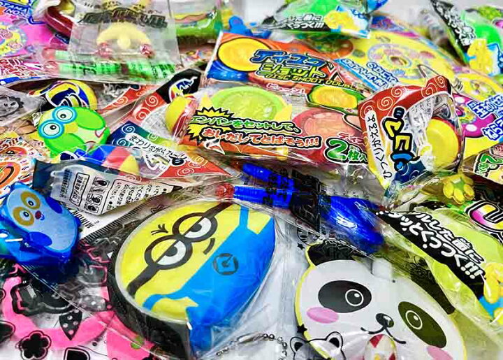楽天市場】配り景品玩具 おもちゃ詰め合わせ （100個入） 【あす楽対応 