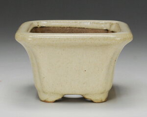 yɗ\Hzy~͔z z/O m𒵁n[UTCY̏]y~j`z