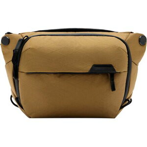 (���) �s�[�N�f�U�C�� �G�u���f�C 3l �X�����O �o�b�O Peak Design Everyday 3L Sling Bag Coyote