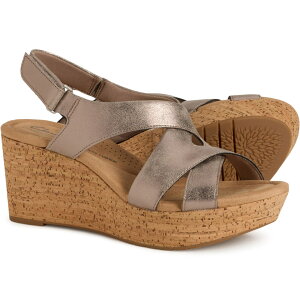 (���) �N���[�N�X ���f�B�[�X �N���[�N�X ���[ �X�^�C�� �E�F�b�W �T���_�� Clarks women Rose Style Wedge Sandals (For Women) Taupe Metallic