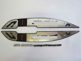 PCX / PCX e:HEV / PCX160 JK05 JK06 KF47 2021- アルミ ステップボード Cタイプ 銀