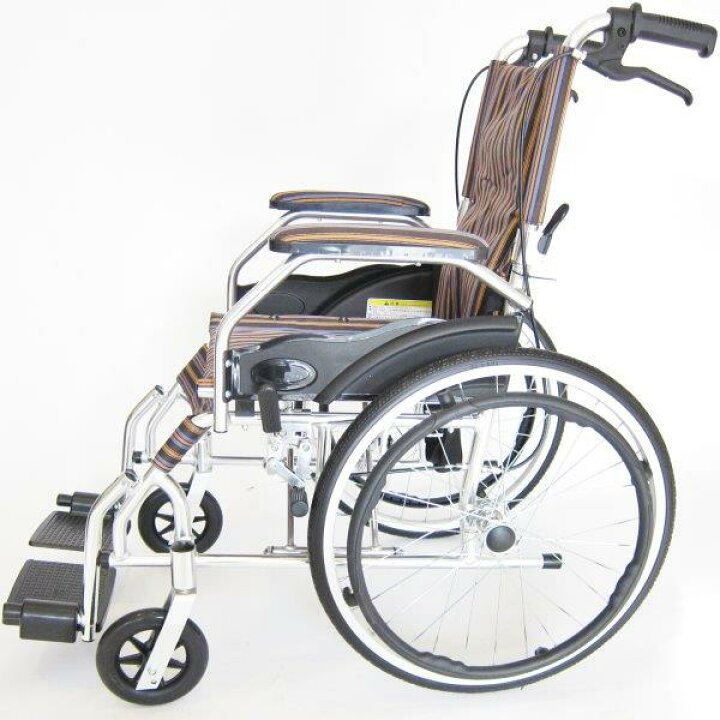 楽天市場】車椅子 コンパクト 軽量 折り畳み カドクラ 自走 介護 送料 