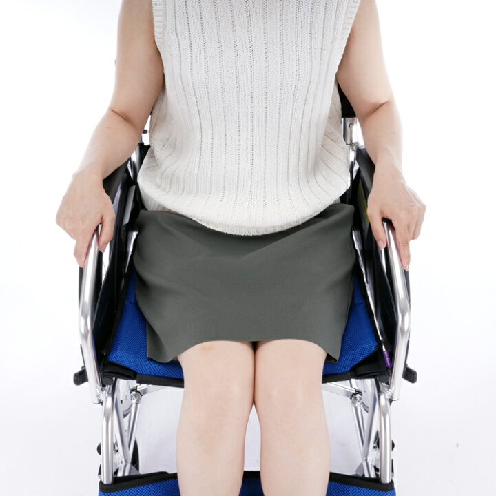 楽天市場】車椅子 軽量 コンパクト 折り畳み カドクラ チャップス 