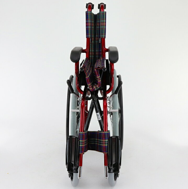楽天市場】車椅子 軽量 折り畳み カドクラ ラズベリー B110-ARB 自走式車イス スリムタイプ 幅狭車いす 送料無料 20インチ :  カドクラ車椅子 公式ショップ