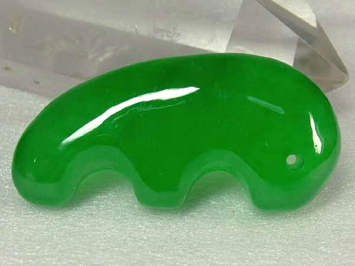楽天市場】□龍香堂□☆ミャンマー氷種翡翠 獣形勾玉（46mm） : 龍香堂