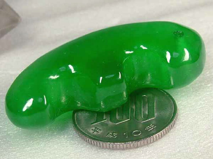 楽天市場】□龍香堂□☆ミャンマー氷種翡翠 獣形勾玉（46mm） : 龍香堂