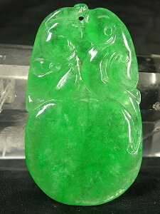 ■龍香堂■☆ミャンマー氷種翡翠(ひすい)トップ「宝珠」54mm(f7)