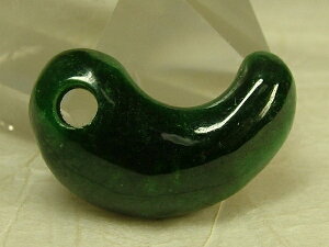 ■龍香堂■☆ミャンマー翡翠(ひすい)勾玉(28mm)n6