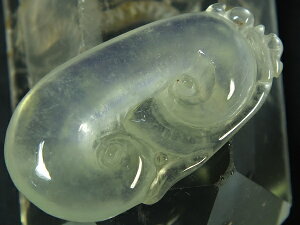 ■龍香堂■☆ミャンマー氷種翡翠(アイスジェダイト)如意トップ38mm(j6)