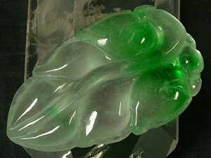 ■龍香堂■☆ミャンマー氷種翡翠(アイスジェダイト)トップ「福葉」45mm(k17)