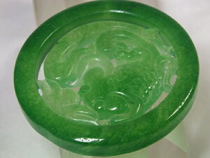 ■龍香堂■☆ミャンマー氷種翡翠(アイスジェダイト)透かし牌子「金魚」52mm