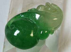 ■龍香堂■☆ミャンマー氷種翡翠(アイスジェダイト)トップ宝珠40mm(h38)