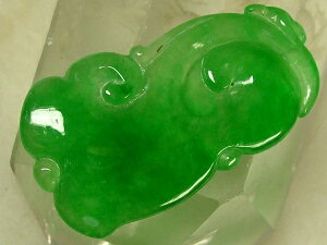 ■龍香堂■☆ミャンマー氷種翡翠(アイスジェダイト)トップ「如意」37mm(v25)